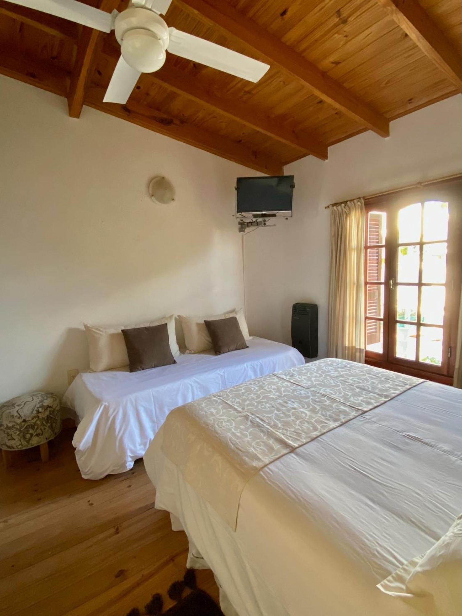 Hosteria Isabel Departamentos Y Habitaciones Con Bano Privado ลาสกรูตัส ห้อง รูปภาพ