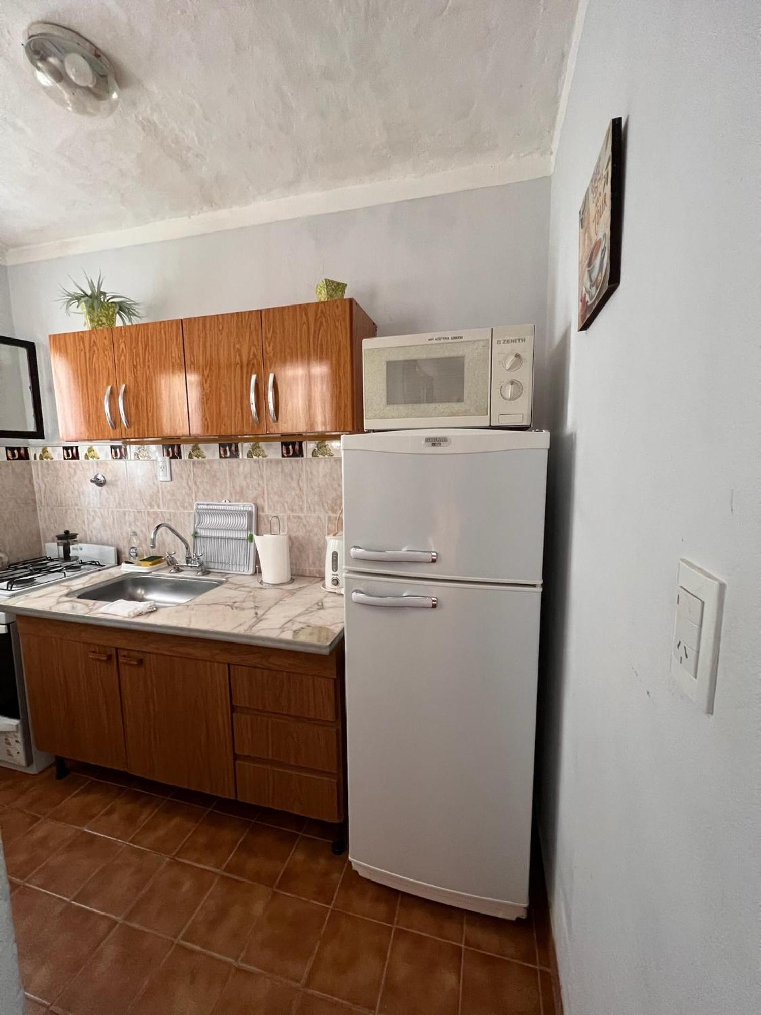 Hosteria Isabel Departamentos Y Habitaciones Con Bano Privado ลาสกรูตัส ห้อง รูปภาพ